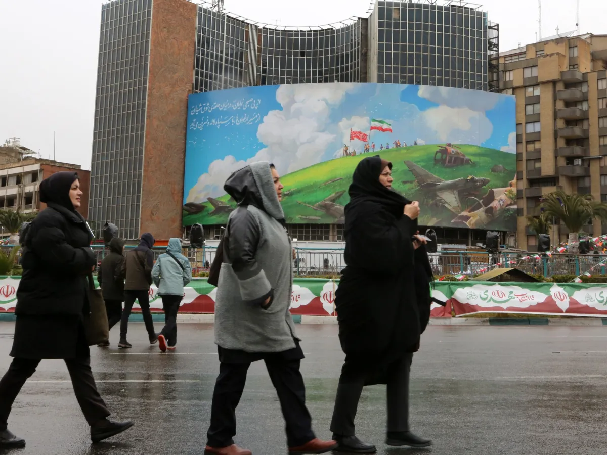 زنده: مقامات آمریکایی و ایرانی پیش از مذاکرات حساس به سمت عمان می روند