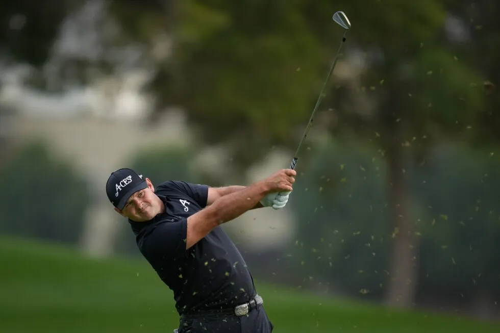 Patrick Reed closes in on 2nd win of the year. He builds 2-shot lead in Qatar